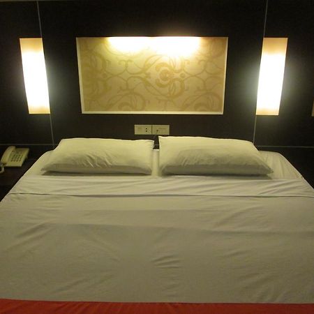 Hotel Wisanti Джокьякарта Экстерьер фото