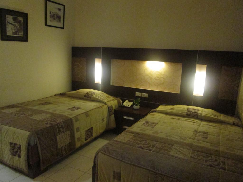 Hotel Wisanti Джокьякарта Экстерьер фото