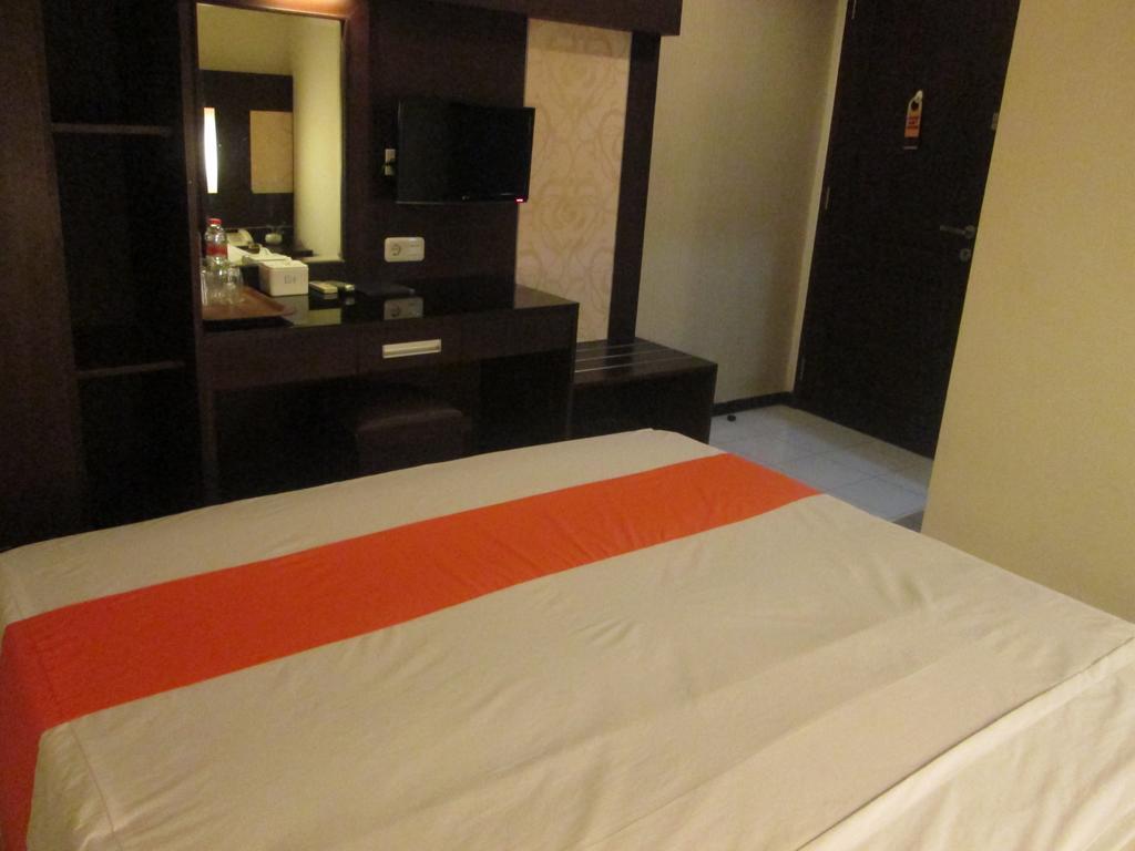 Hotel Wisanti Джокьякарта Экстерьер фото