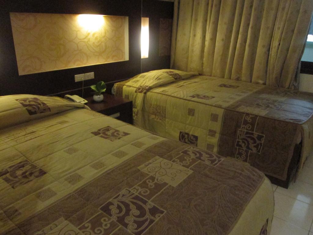 Hotel Wisanti Джокьякарта Экстерьер фото
