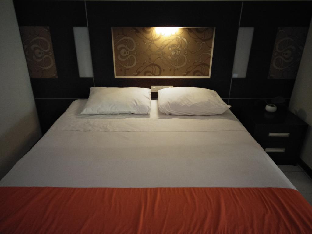 Hotel Wisanti Джокьякарта Экстерьер фото